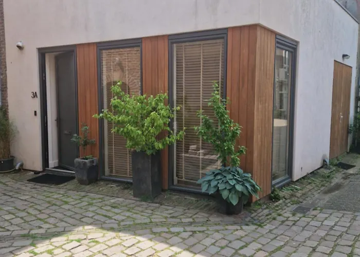 Location Private With Roof Terrace 네이메헨